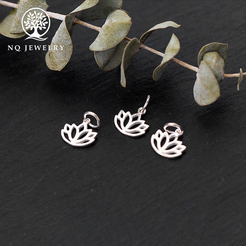 Mặt dây chuyền bạc hình hoa sen treo - NQ Jewelry