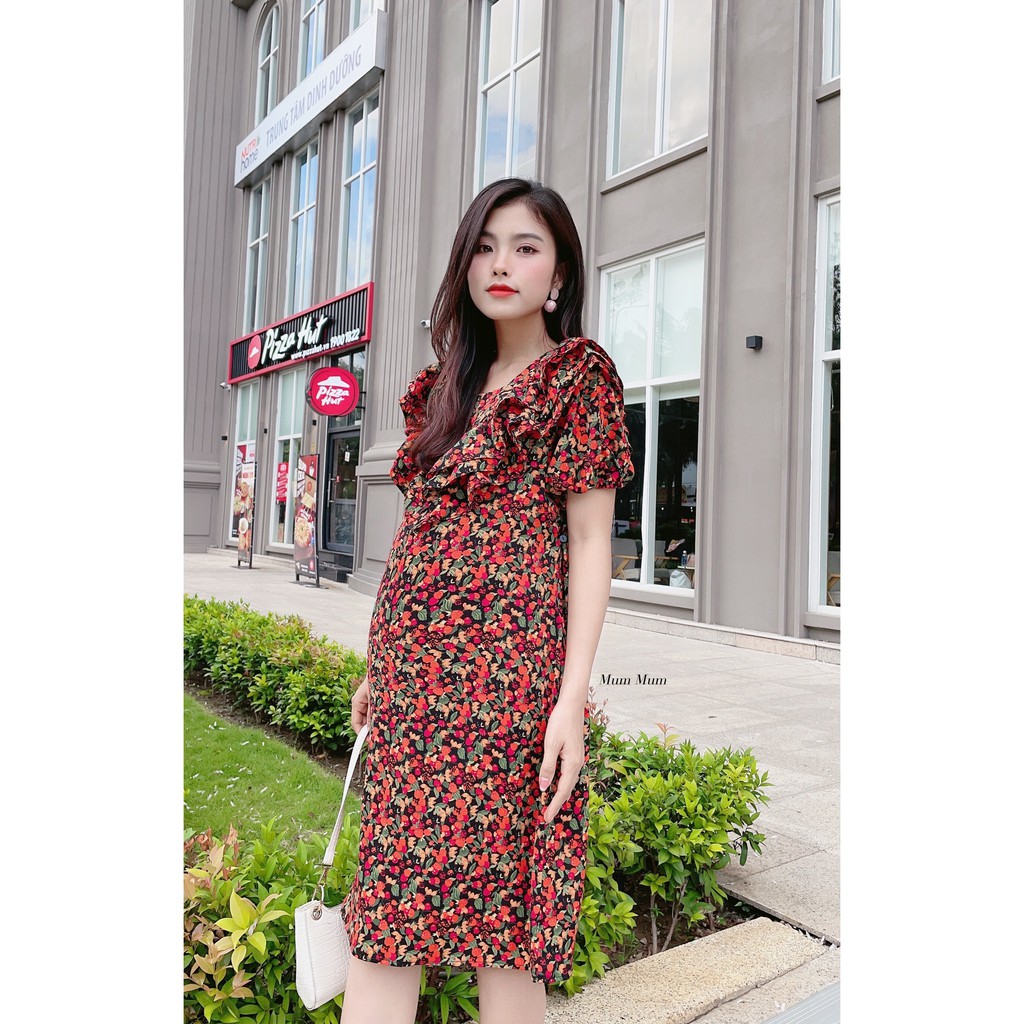 Đầm Bầu hoa suông viền bèo.
