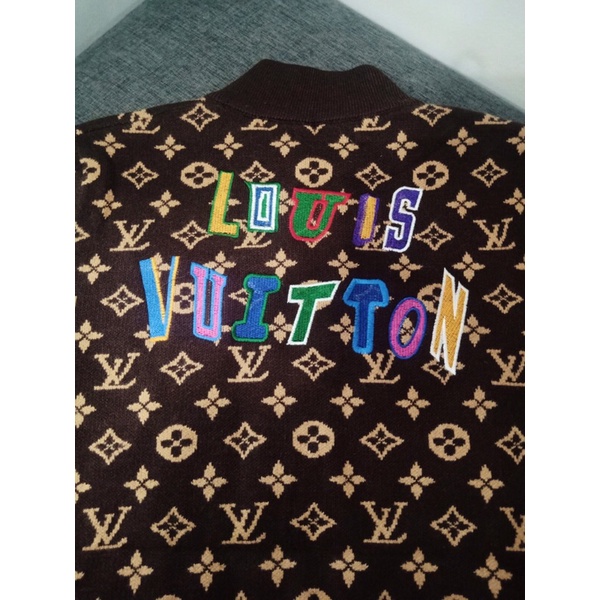 Áo khoác louis vuitton kết hợp đồng thương hiệu NbA