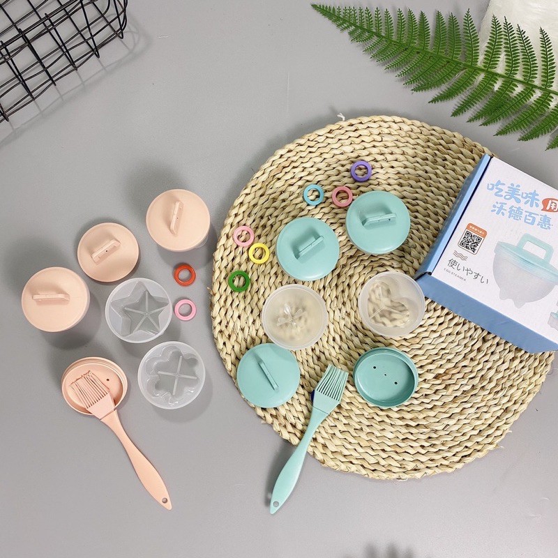 Khuôn hấp trứng, làm bánh cho bé (Bộ 4 khuôn kèm chổi quét)