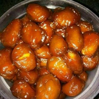 Mứt chôm chôm rim chua ngọt
