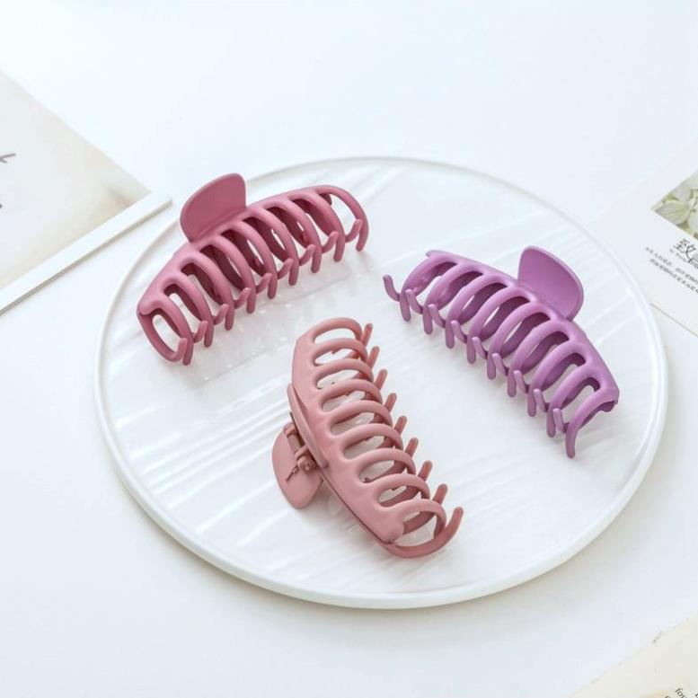 Kẹp càng cua Hàn Quốc, kẹp tóc nữ xoắn Xinh C59