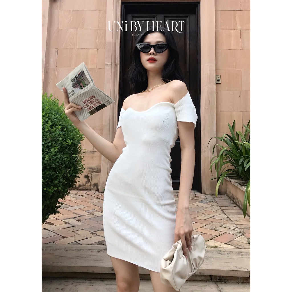 [Mã SKAMA06 giảm 8% tối đa 50K đơn 250K] Váy trễ vai nữ Lisa Dress VBD016 ôm body, vải len tăm co giãn - Uni By Heart | BigBuy360 - bigbuy360.vn