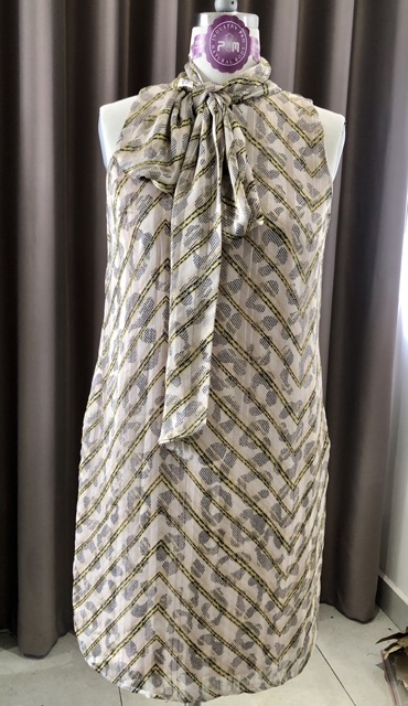 Đầm lụa Banana Republic - Size XXSP