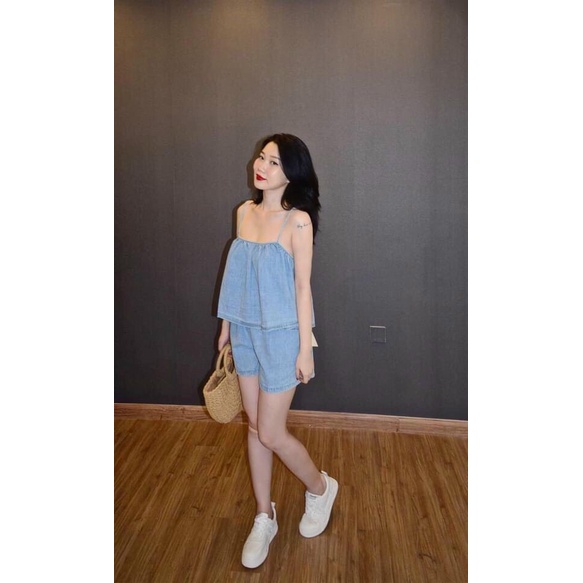 Set bộ jean áo 2 dây phối quần short lưng thun!