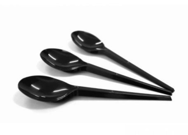 100 muỗng nhựa đen ăn cơm