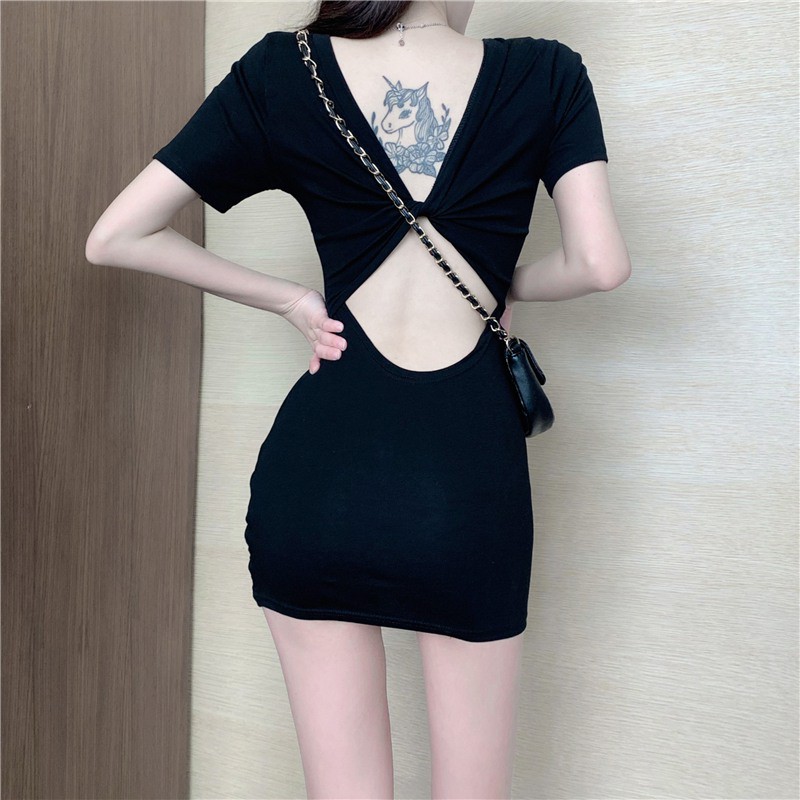 Đầm Body tay ngắn thiết kế ôm sát tôn dáng