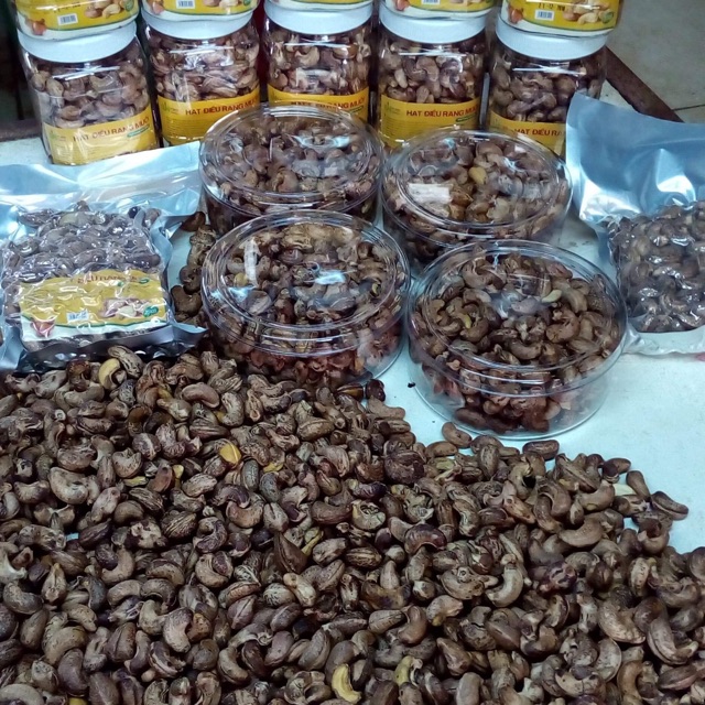 Hạt điều rang củi thơm ngon 500gr