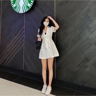 Váy gấm cổ vest