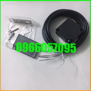 Cảm biến quang Omron  E3JK-RR12-C