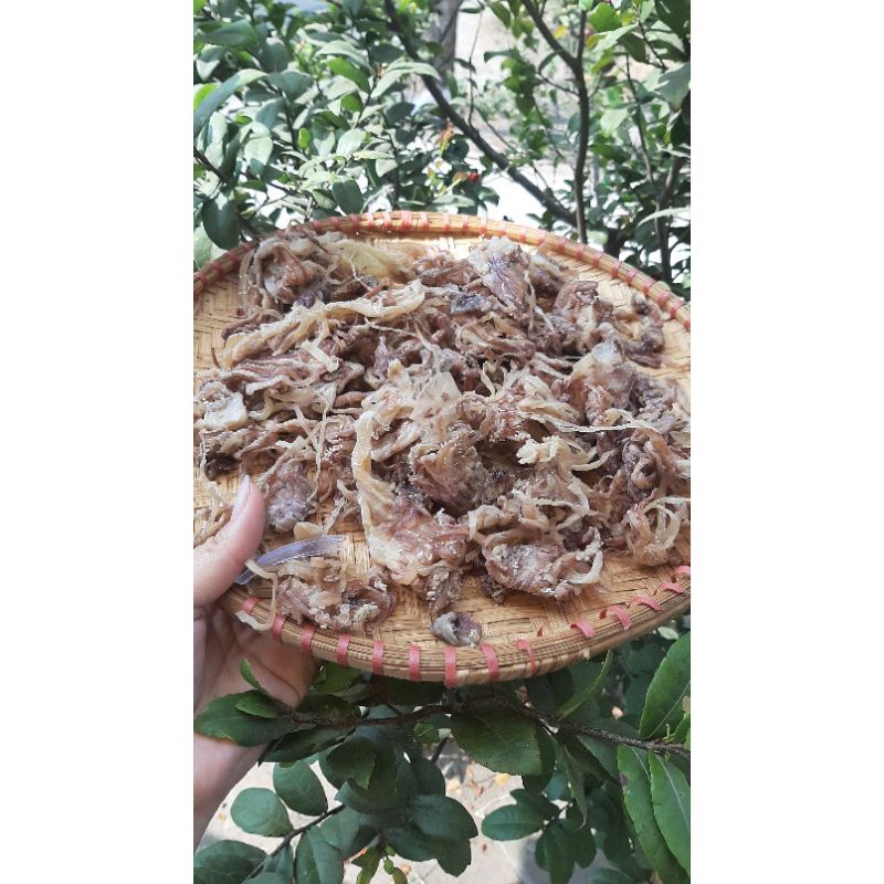 Râu mực khô bao ngon sập sàn