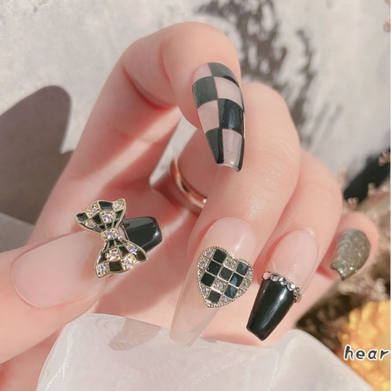 Charm bươm đá nail cao cấp