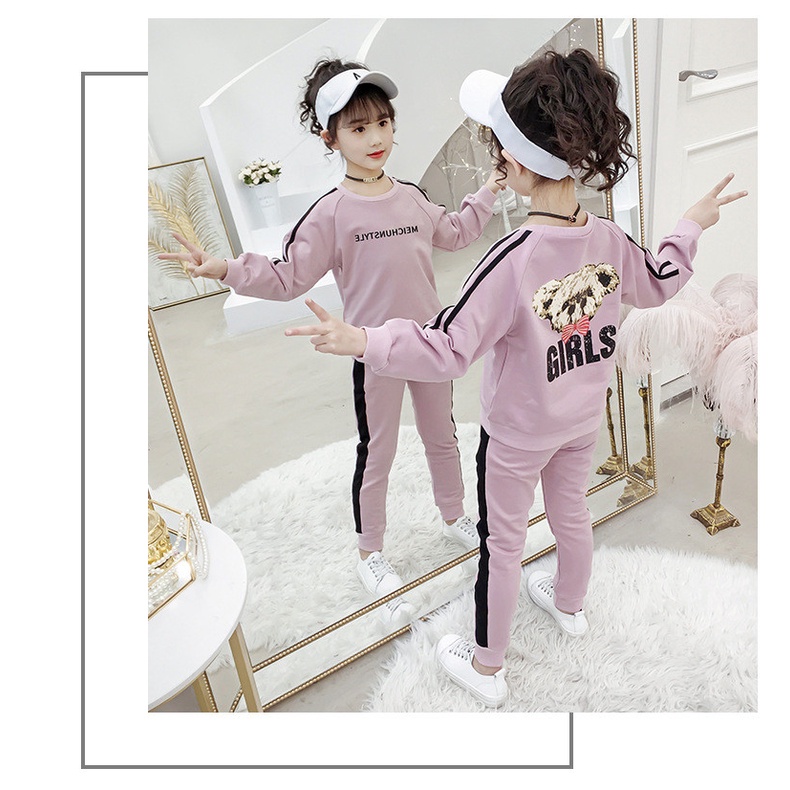 Set bộ quần áo trẻ em 14-45kg (4-14 tuổi) dành cho bé gái mẫu Girls. Chất vải đẹp, thiết kẾ đáng yêu.MA82