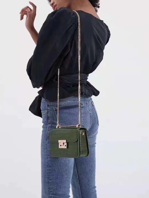 Túi CNKa hot trend đủ màu