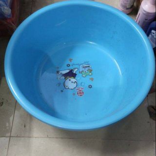Chậu nhựa cỡ to dùng rửa rau quả và giặt giũ