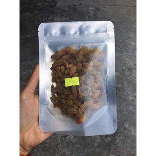 Nho khô gói nhỏ ăn thử