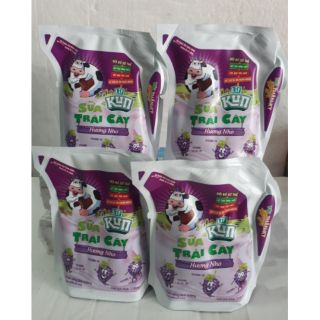 Thùng sữa Kun trái cây vị nho 110ml 24 bịch