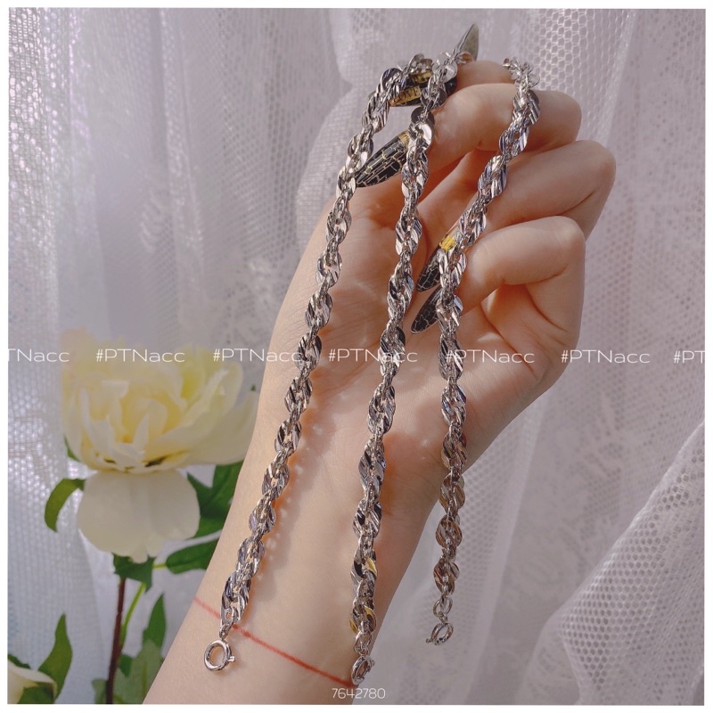 Các mẫu lắc tay xoắn lá, lắc xoắn hoa mai xi bạch kim nhiều size, điều chỉnh kích thước theo size tay .PTNACC.