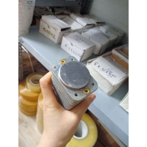 Nam châm gắn hoa cưới siêu chắc chắn, nam châm gắn chân mào taxi siêu hít