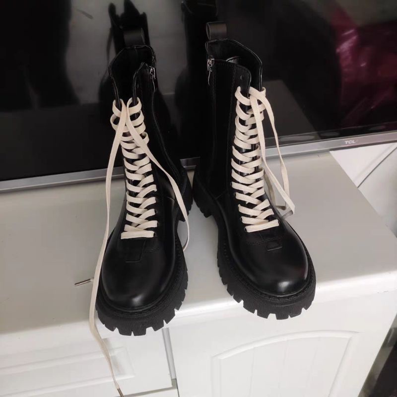 BOOT NỮ CAO. CỔ ĐẾ CAO CHẤT DA XỊN CÓ DÂY ĐEN VÀ TRẮNG / BOOTS CAO CỔ NỮ ĐẾ CAO DA XỊN