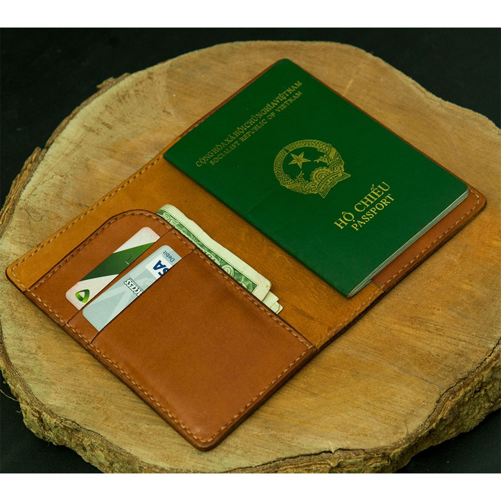 Bao bìa passport màu vàng bò - kết hợp ngăn đựng thẻ và giấy tờ khác DT003