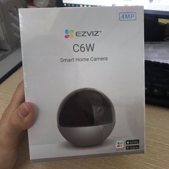 Camera Wifi EZVIZ C6W 4MP quay quét 360 độ, nhận diện người, đàm thoại 2 chiều, hồng ngoại 10m, bảo hành 2 năm