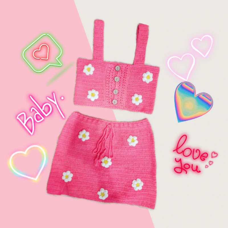 Set áo croptop và váy len móc
