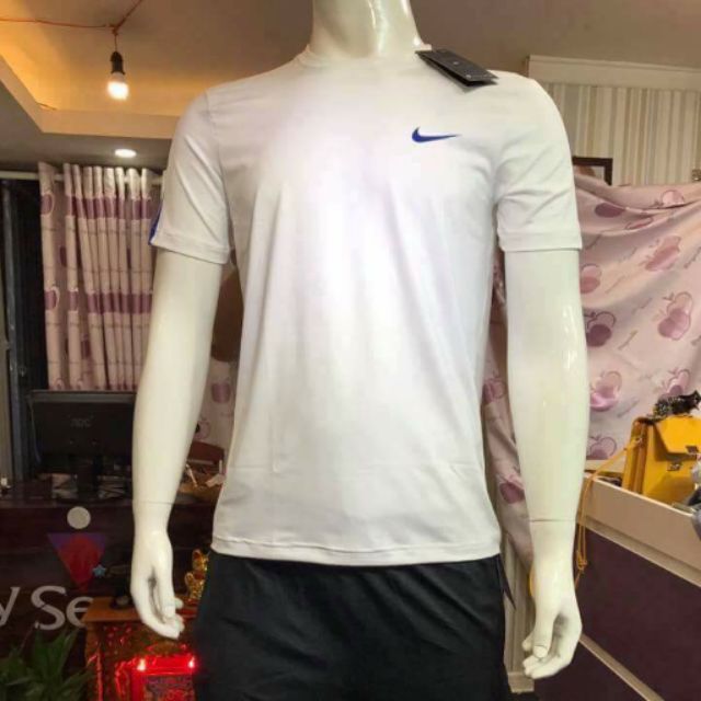 Áo thể thao Nike