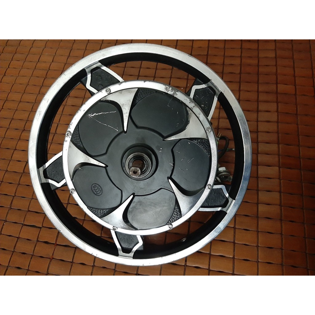 thanh lý động cơ tháo xe điện vành 16 inch dùng cho xe Honda - yamaha
