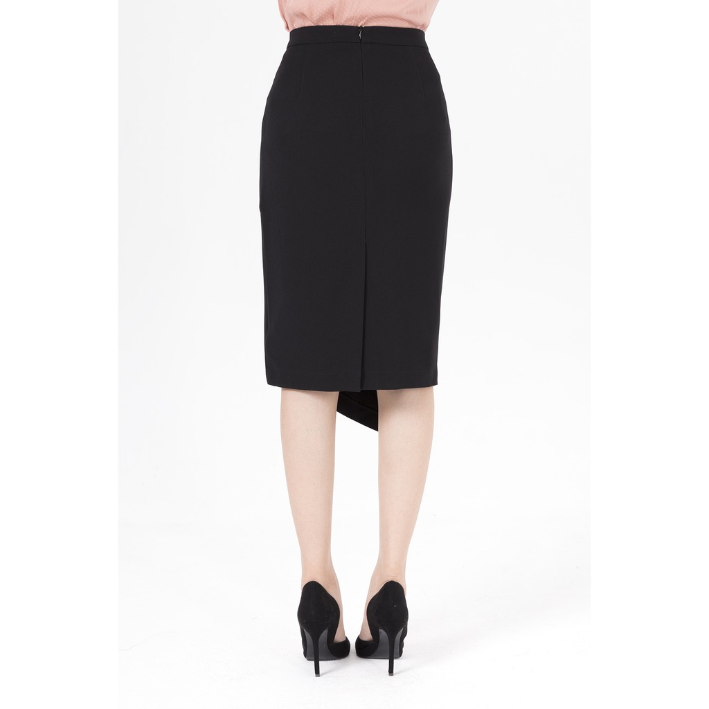 Chân váy ôm xếp ly bèo rủ lệch LAMER L62F19Q010-S1400 (Đen) | BigBuy360 - bigbuy360.vn