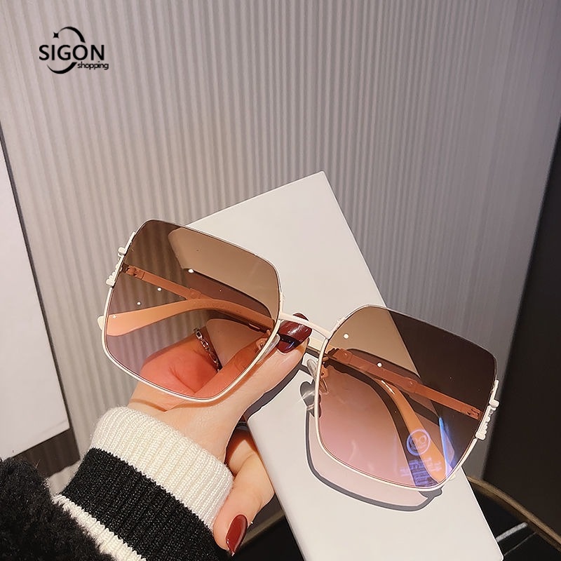 Kính Mát Gọng Vuông Lớn Chống Tia UV Thời Trang