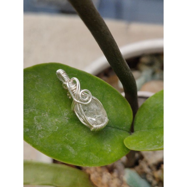 Dây chuyền Herkimer Diamond dáng bình tiên size đ á mới ~ 1cm