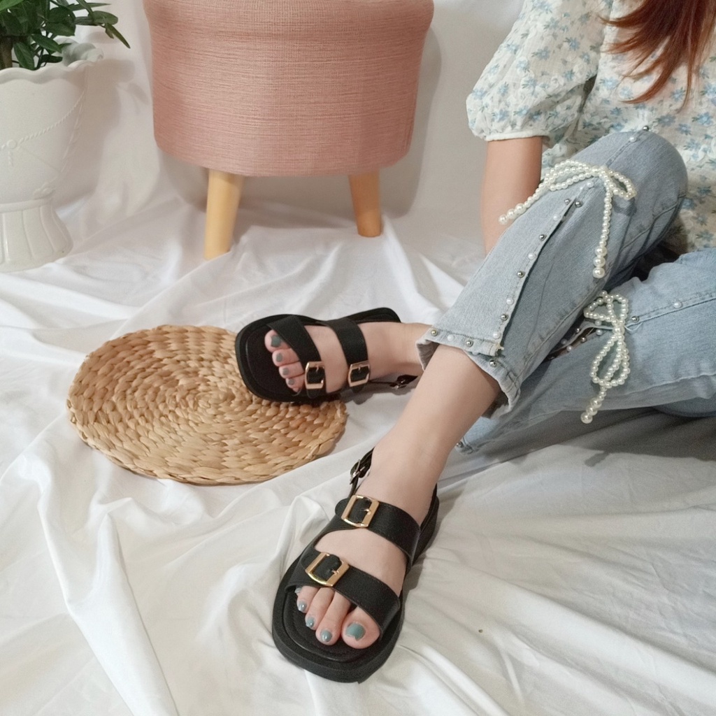 Giày sandal nữ đi học quai hậu đế bánh mì 2 quai khóa ngang basic bền êm hình chụp thật-BM04