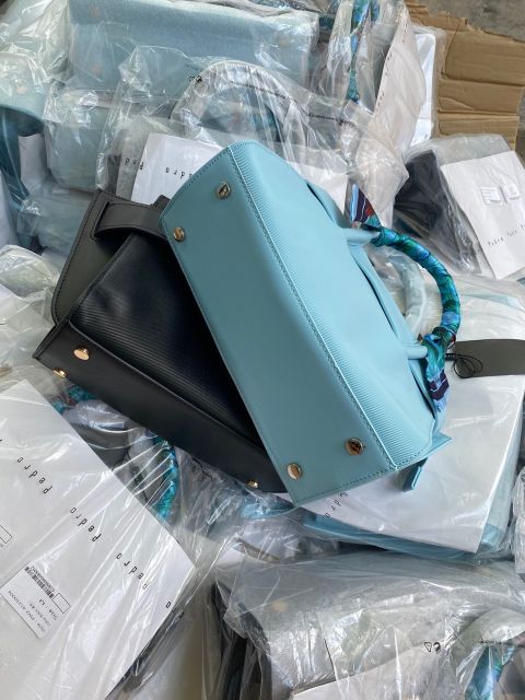 PEDRO CÔNG SỞ PHỐI KHĂN👑