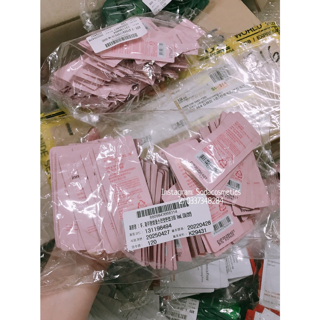 Sample Kem Dưỡng Trắng, Chống nắng Innisfree Jeju Cherry Blossom Skin Fit Tone Up Cream SPF50+/ PA++++