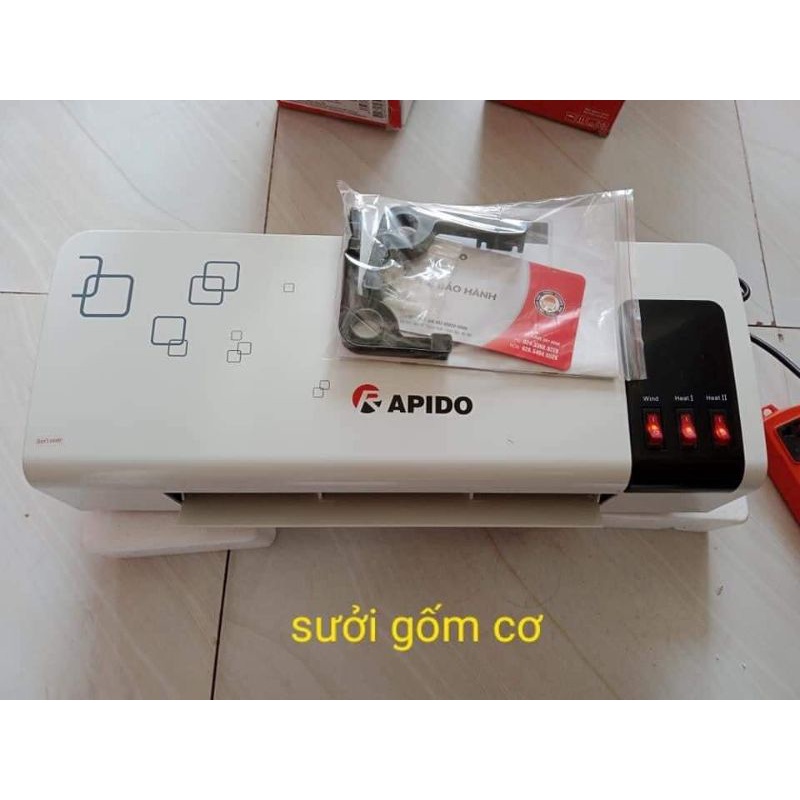 Máy sưởi gốm Rapido RCH2000 M và RCH2000 D chính hãng bảo hành 24 tháng. Chống rét mùa lạnh