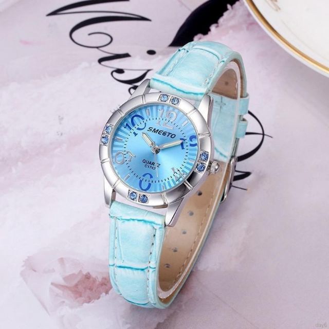 Đồng Hồ Thời Trang Nữ Mặt Số Cực Đẹp ( TẶNG BÔNG TAI ĐÍNH ĐÁ + FULL HỘP)