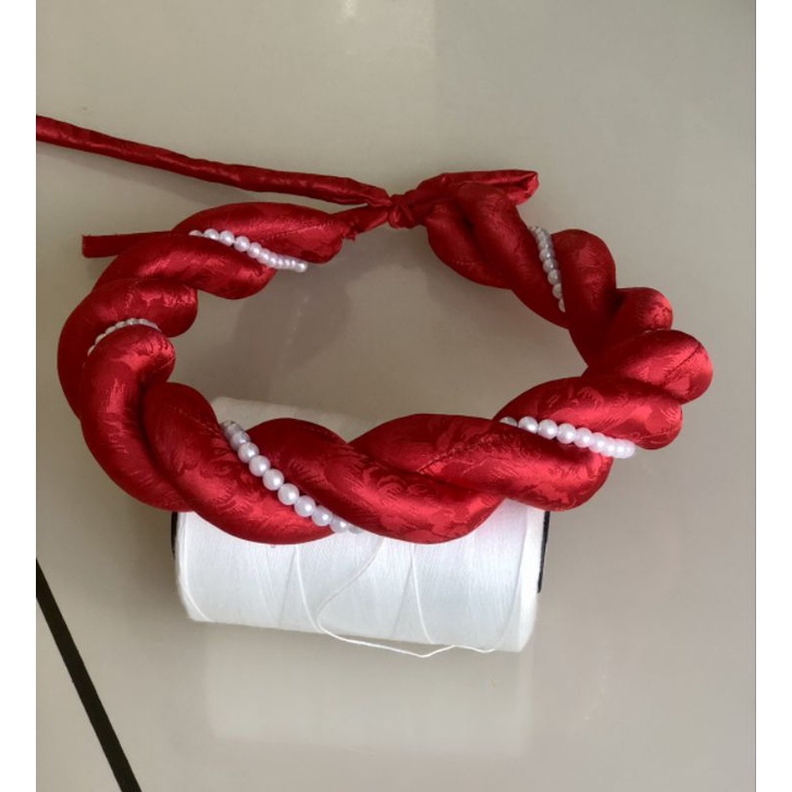 Mấn đội đầu cô dâu chạy 1 dây ngọctrai, mấn đơn giản, mấn cách tân, mấn đội đầu áo dài