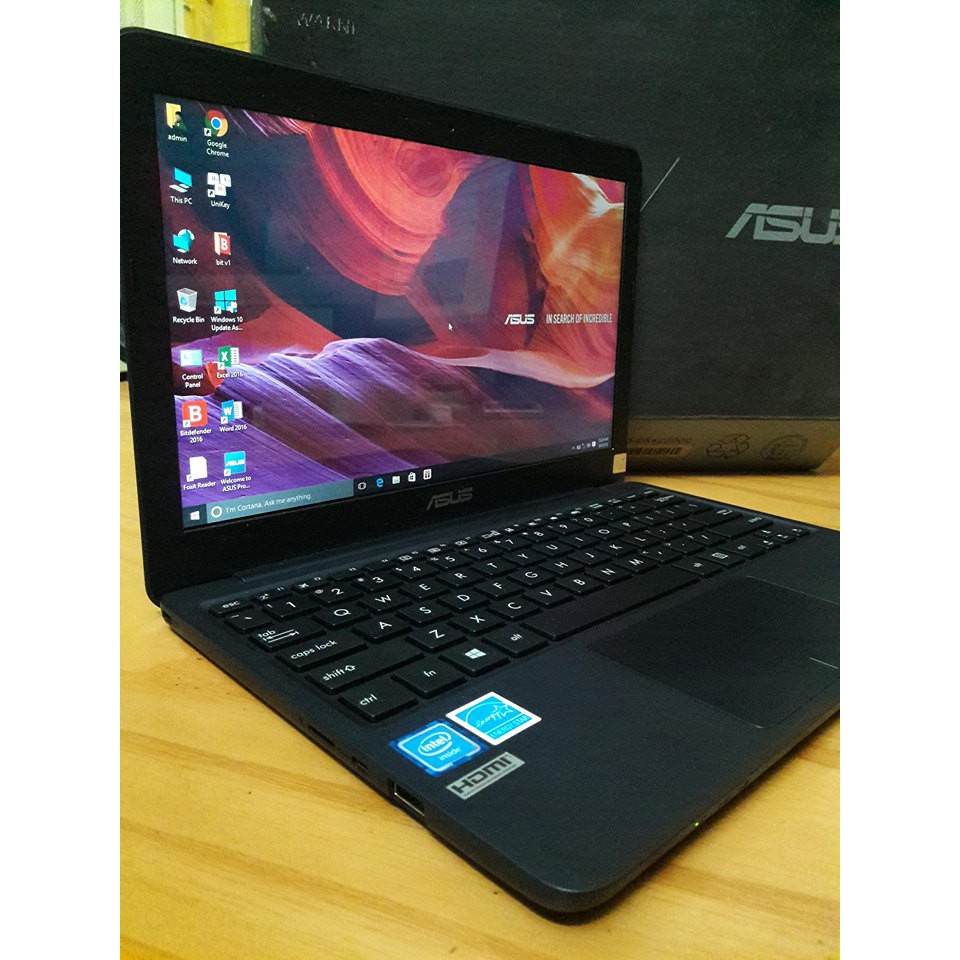 LAPTOP MINI ASUS E200H -Fullbox-  bảo hành hãng 1/2019 | BigBuy360 - bigbuy360.vn
