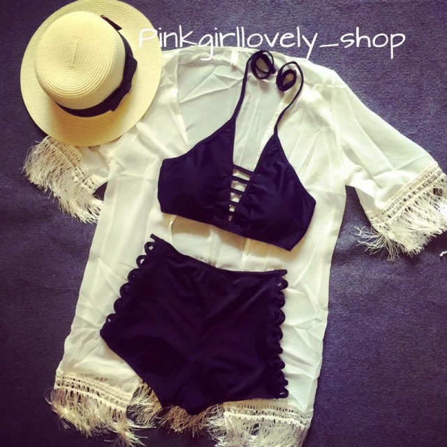 Bikini yếm cổ chữ v