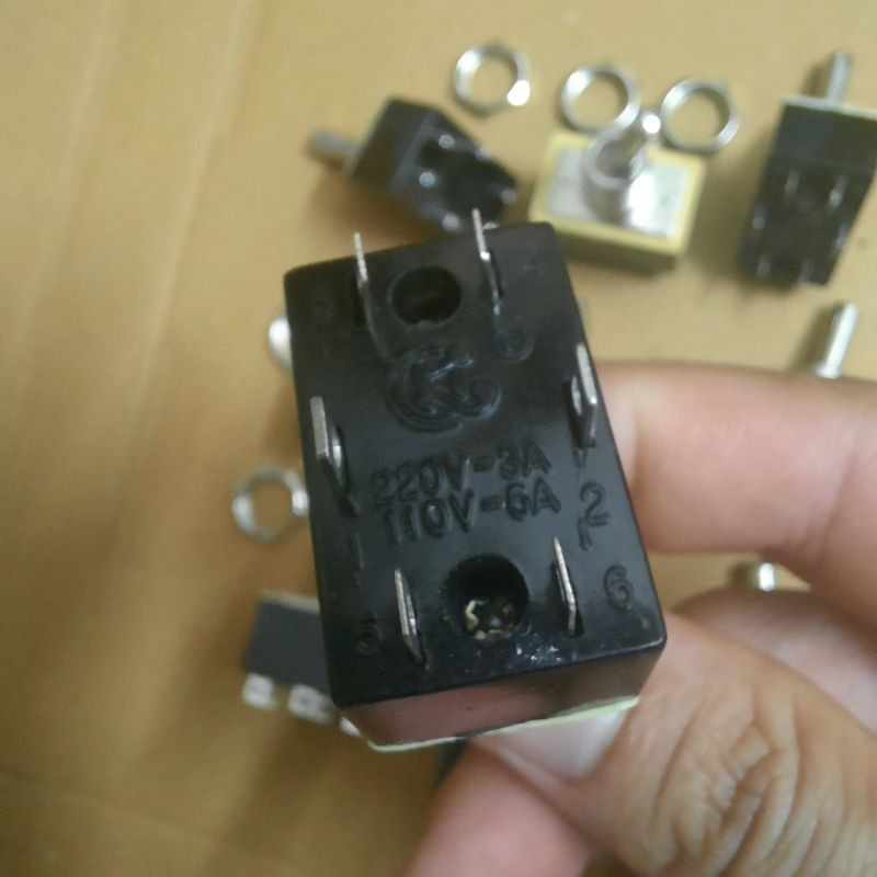 Công tắc nguồn chính hãng KN3A2  công tắc nguồn  6 chân 3A/220v
