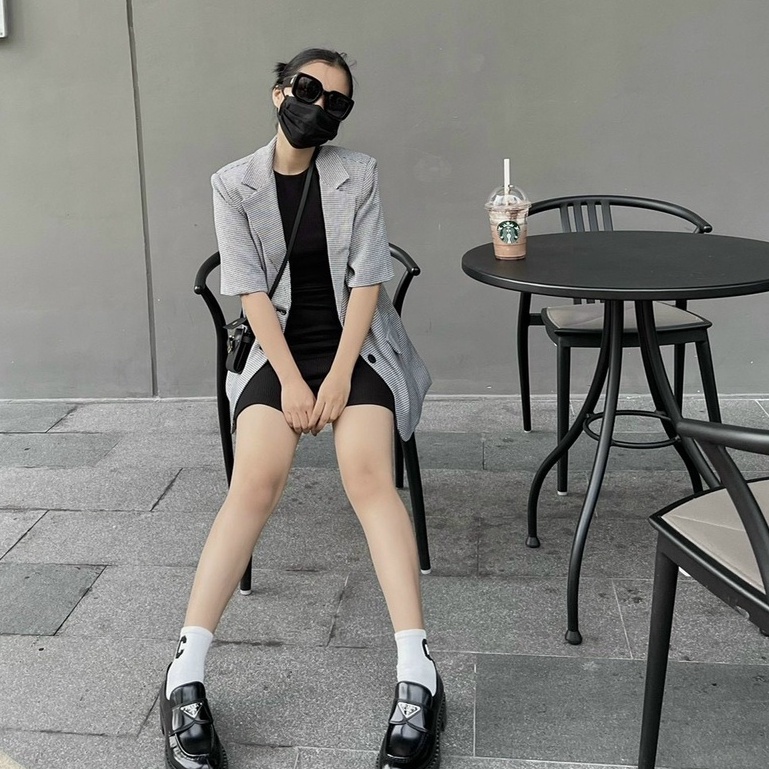 SET ĐẦM BODY ĐEN KÈM KHOÁC CROP VEST CARO FORM DÀI