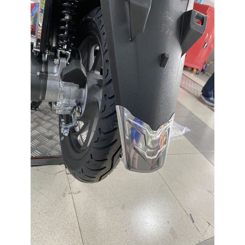 Ốp trang trí vision 2024 ,2023, 2022,2021,2020,2019,2018,2017,2016,2015,2014 crom