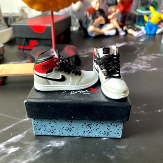 Móc Khóa Giày Jordan Smoke Grey - Mô Hình Sneaker Mini