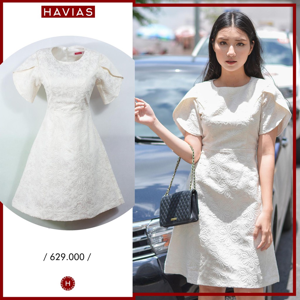 White Dress Havias đầm nữ họa tiết vân nổi hình hoa vải Premium Gấm Trắng