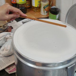 Khuôn bánh cuốn