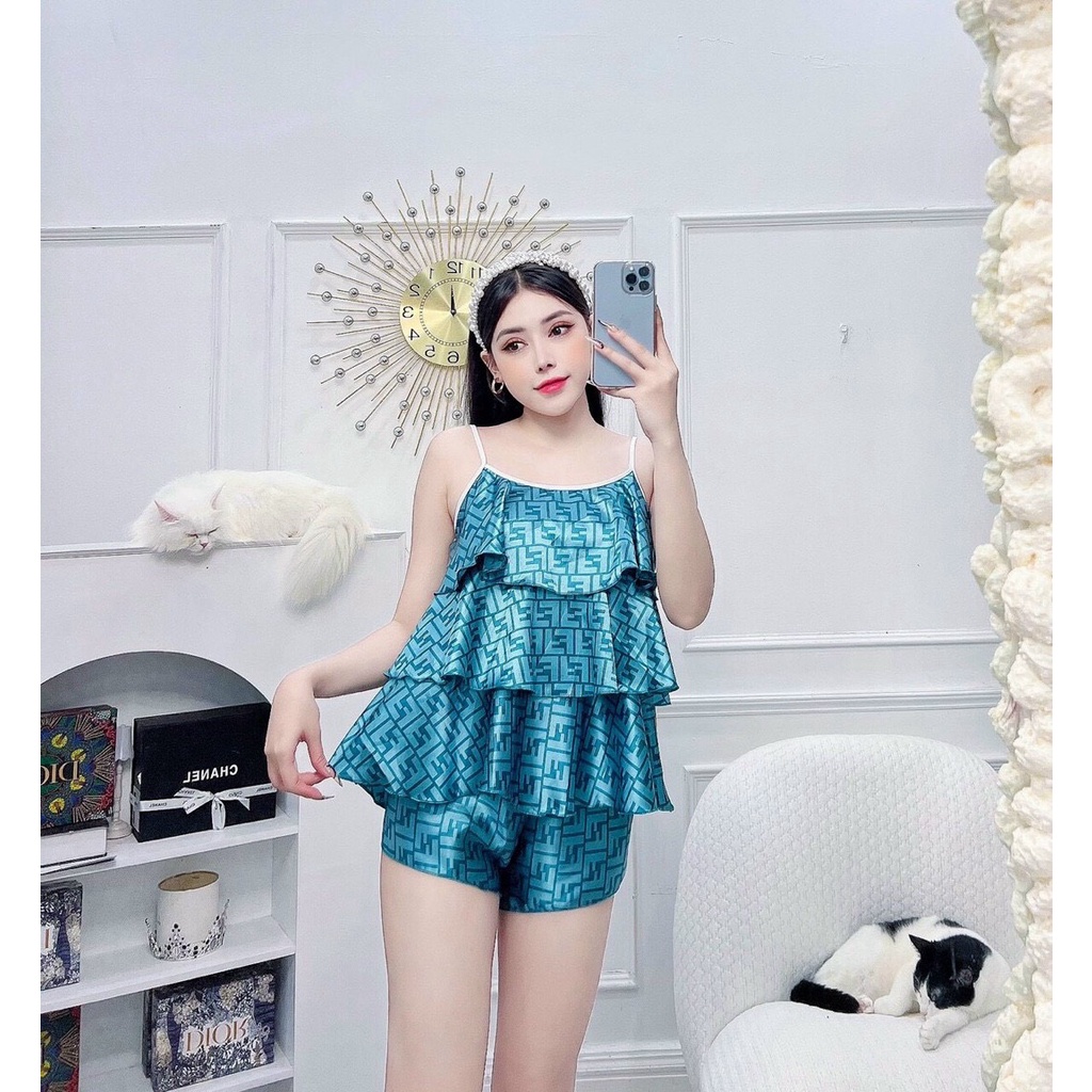 SÉT ĐỒ BỘ NỮ XẾP LI 2 TẦNG VẢI PHI LỤA MÁT MẺ CAO CẤP THIẾT KẾ QUYẾN RŨ SIÊU GỢI CẢM HOT CỦA NĂM
