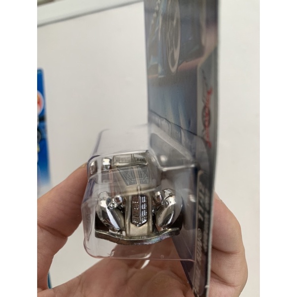 Xe Hot Wheels Auburn 852