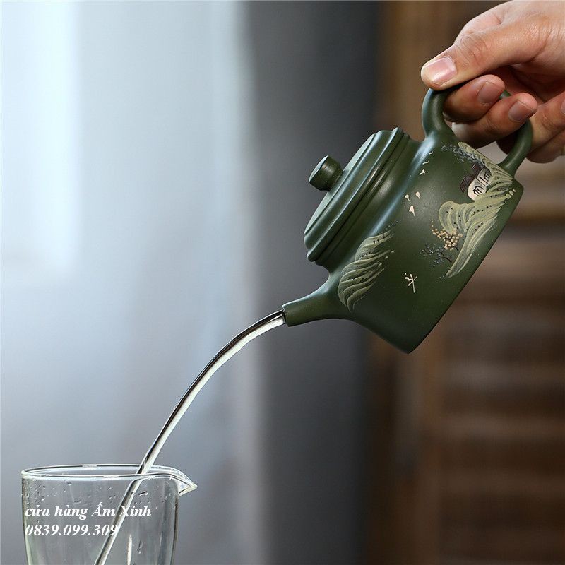 Ấm Tử Sa Nghi Hưng Đức Chung 300 ml (Lục Nê Dân Quốc)