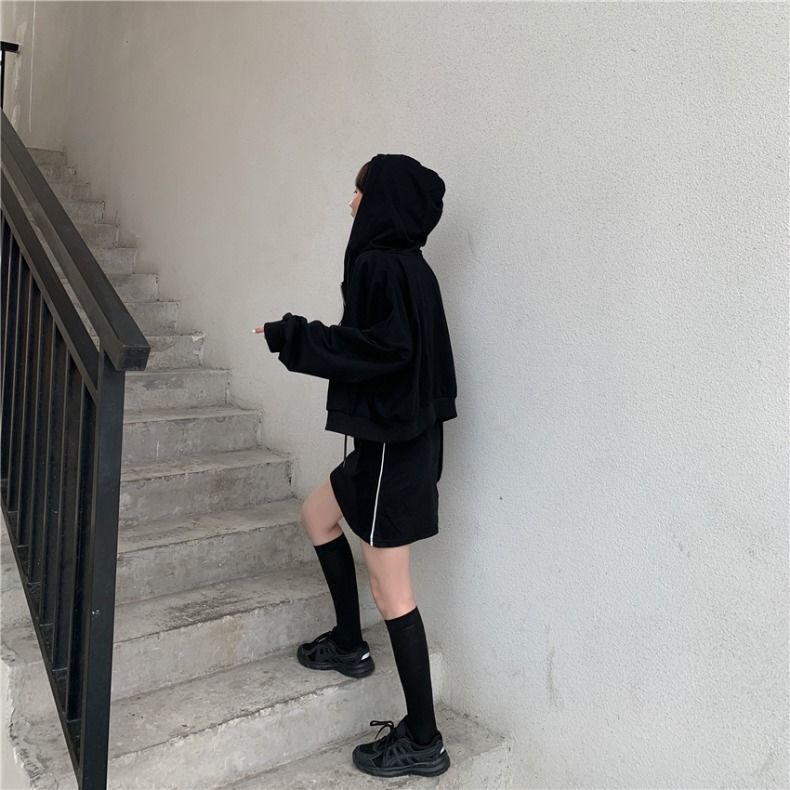 Áo khoác nữ dài tay có mũ trùm đầu màu tím